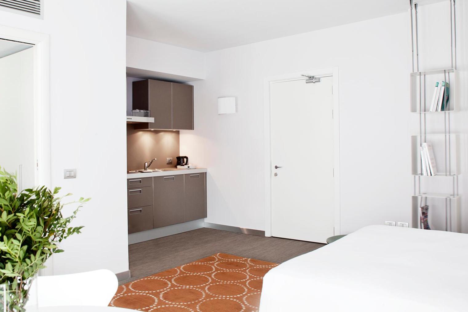 One-Bedroom Apartment,698375676:JPEG